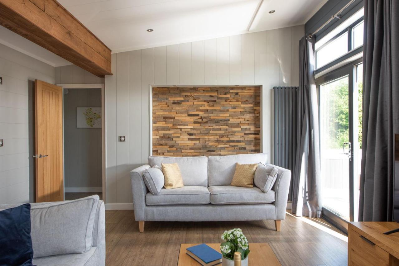 Primrose Lodge, 25 Roadford Lake Lodges Lifton Екстер'єр фото