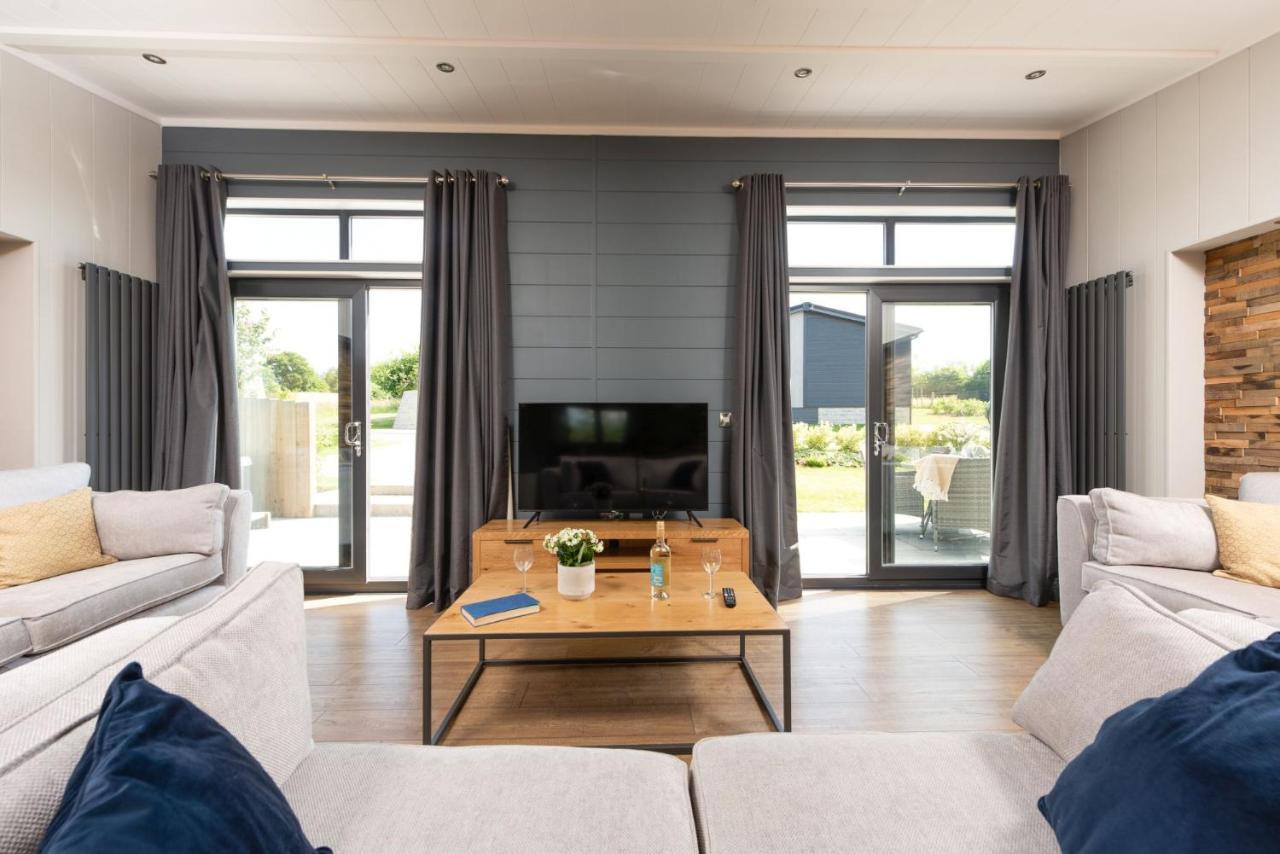 Primrose Lodge, 25 Roadford Lake Lodges Lifton Екстер'єр фото