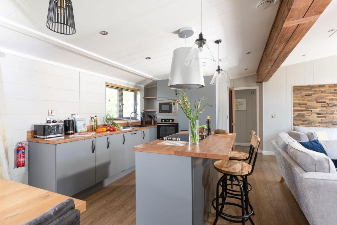 Primrose Lodge, 25 Roadford Lake Lodges Lifton Екстер'єр фото