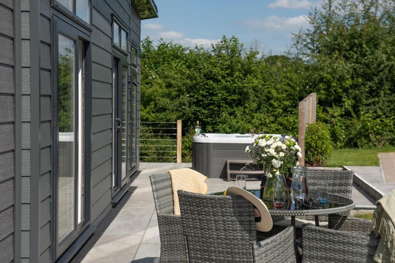 Primrose Lodge, 25 Roadford Lake Lodges Lifton Екстер'єр фото