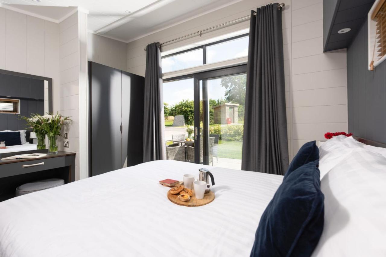 Primrose Lodge, 25 Roadford Lake Lodges Lifton Екстер'єр фото