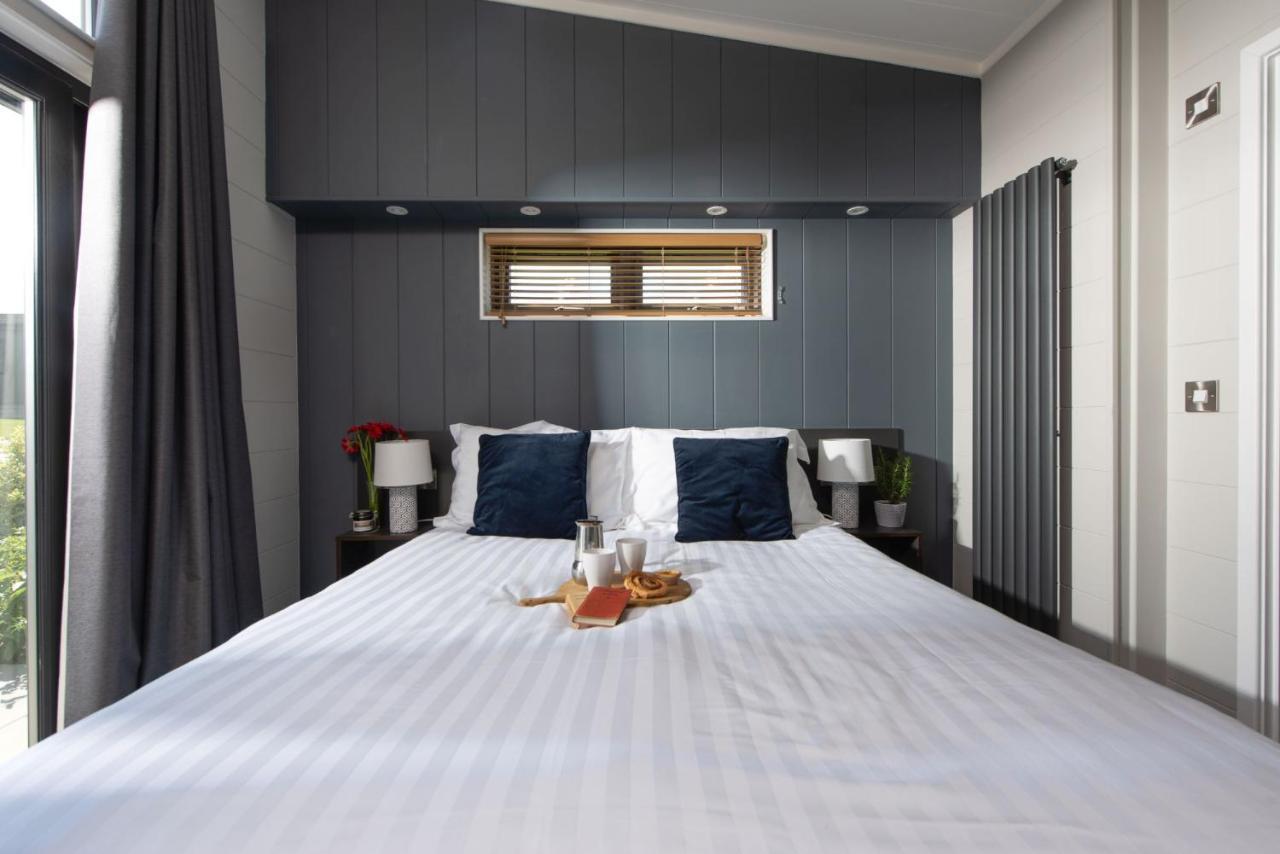 Primrose Lodge, 25 Roadford Lake Lodges Lifton Екстер'єр фото